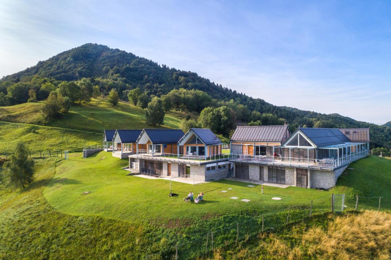 Nebesa Chalets 코바리드 외부 사진